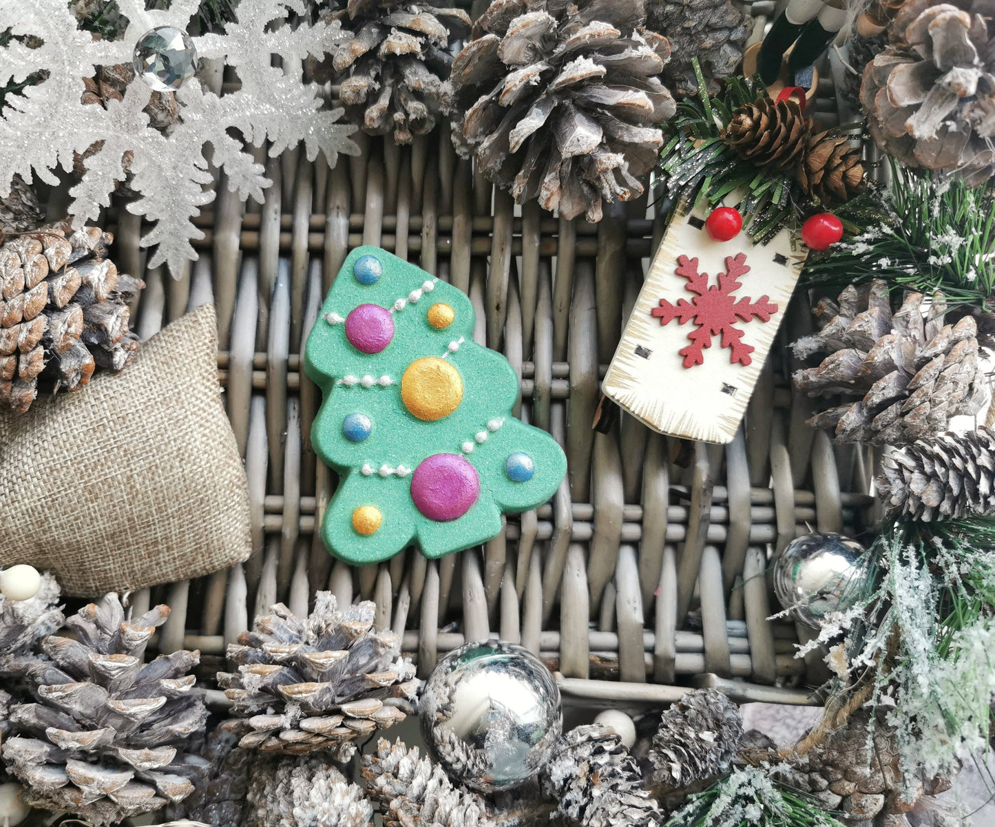 Christmas Tree Bath Bomb