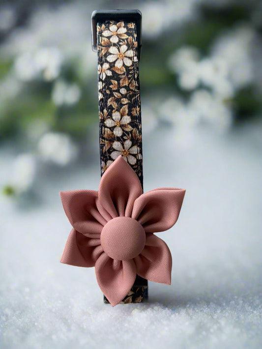 Black & Gold Floral Collar