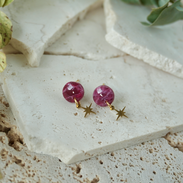 Quartz Mini Charm Stud (Star)