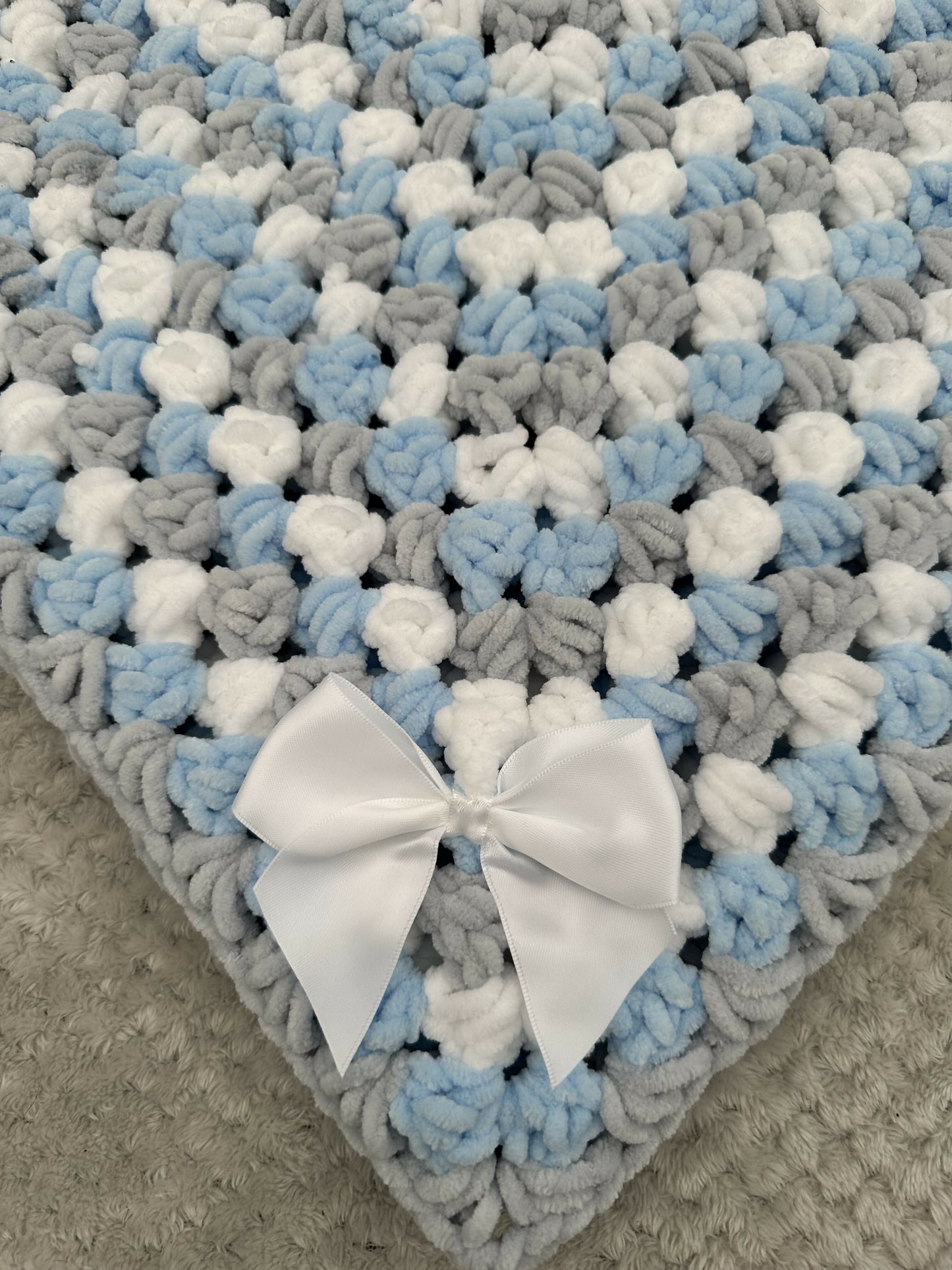 Handmade light blue, silver & white chunky baby pram blanket