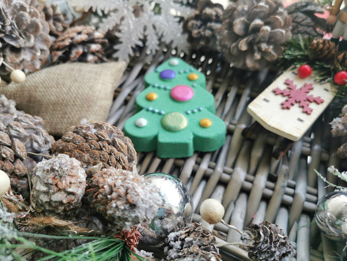 Christmas Tree Bath Bomb