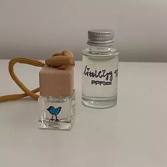 Luxury Hanging Car Scent – 37ml Refillable Diffuser