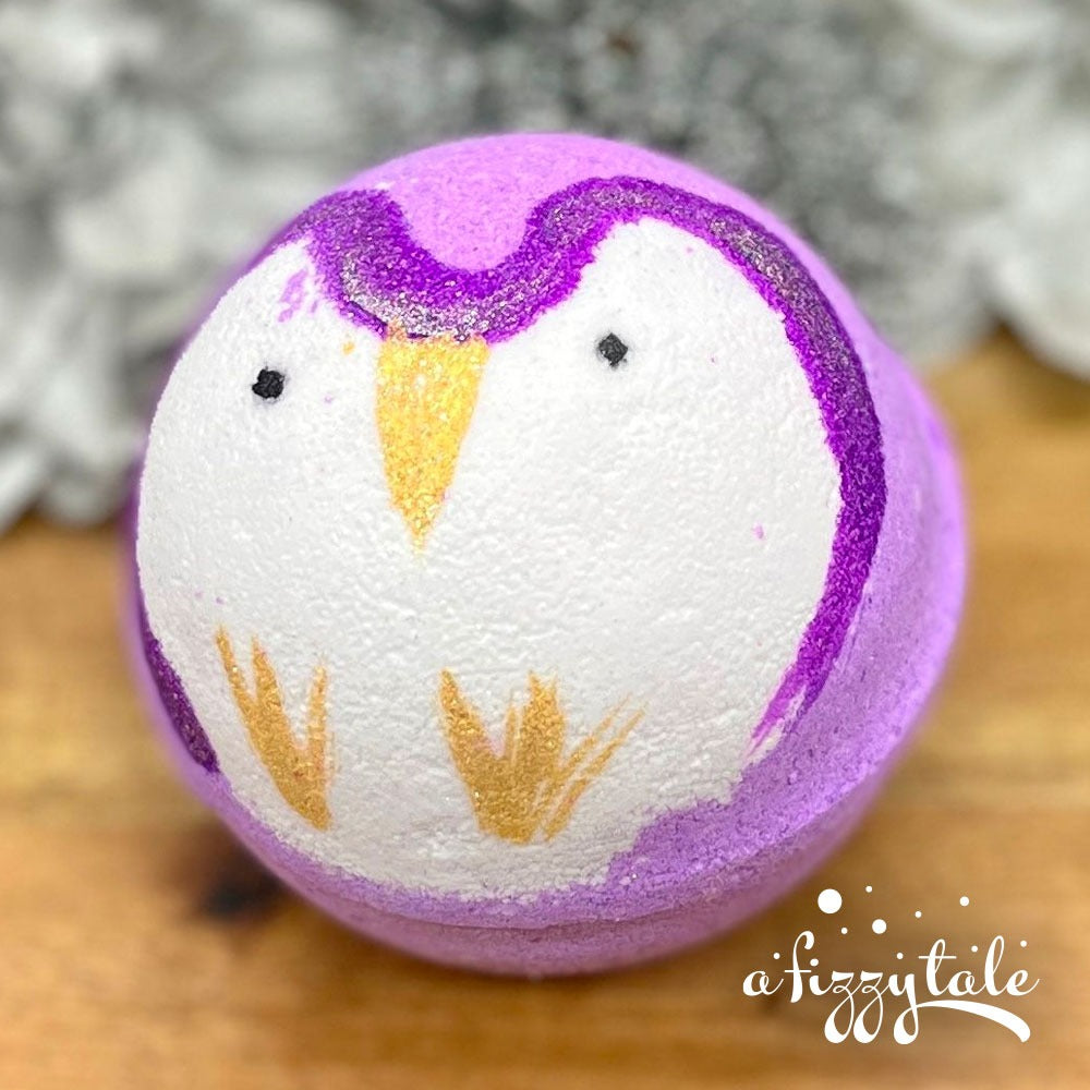 Poppy Waddle the Penguin Bath Bomb