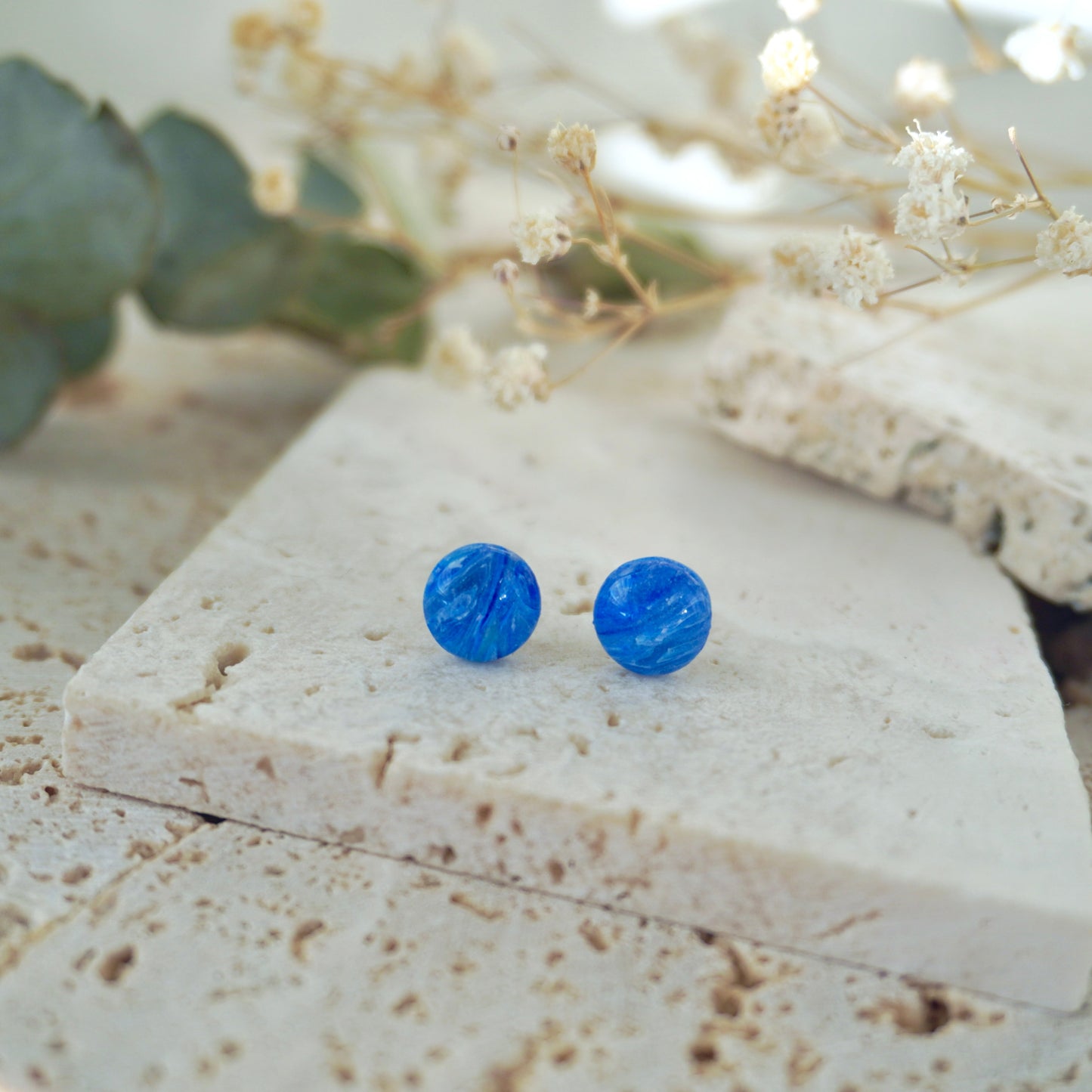 Precious Medium Round Stud