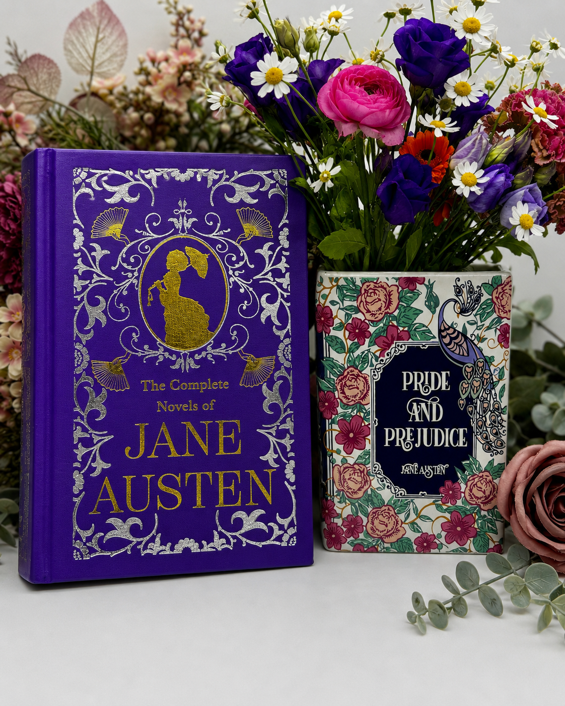 Jane Austen Book & Vase Gift Set | The Complete Novels of Jane Austen