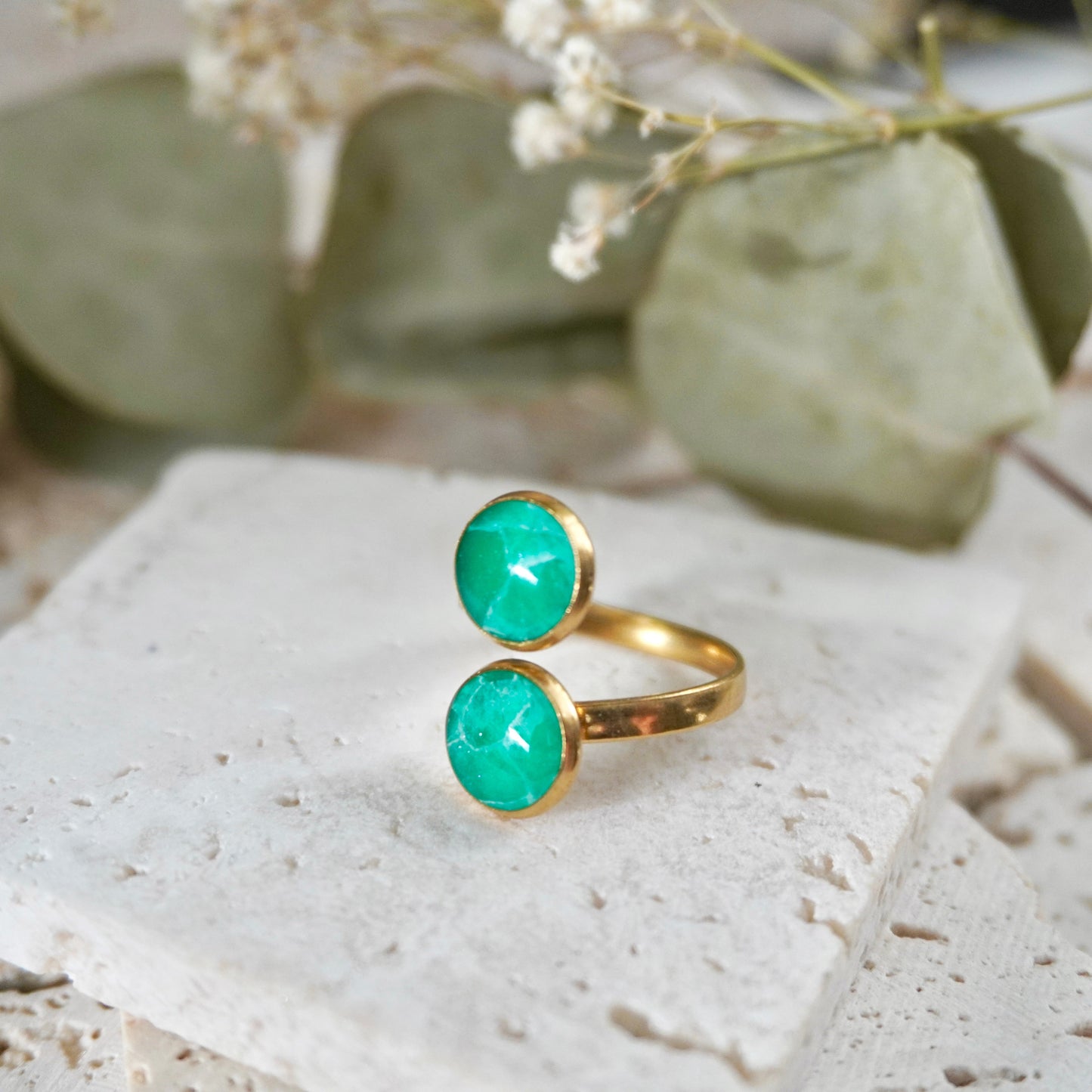 Quartz Duo Ring