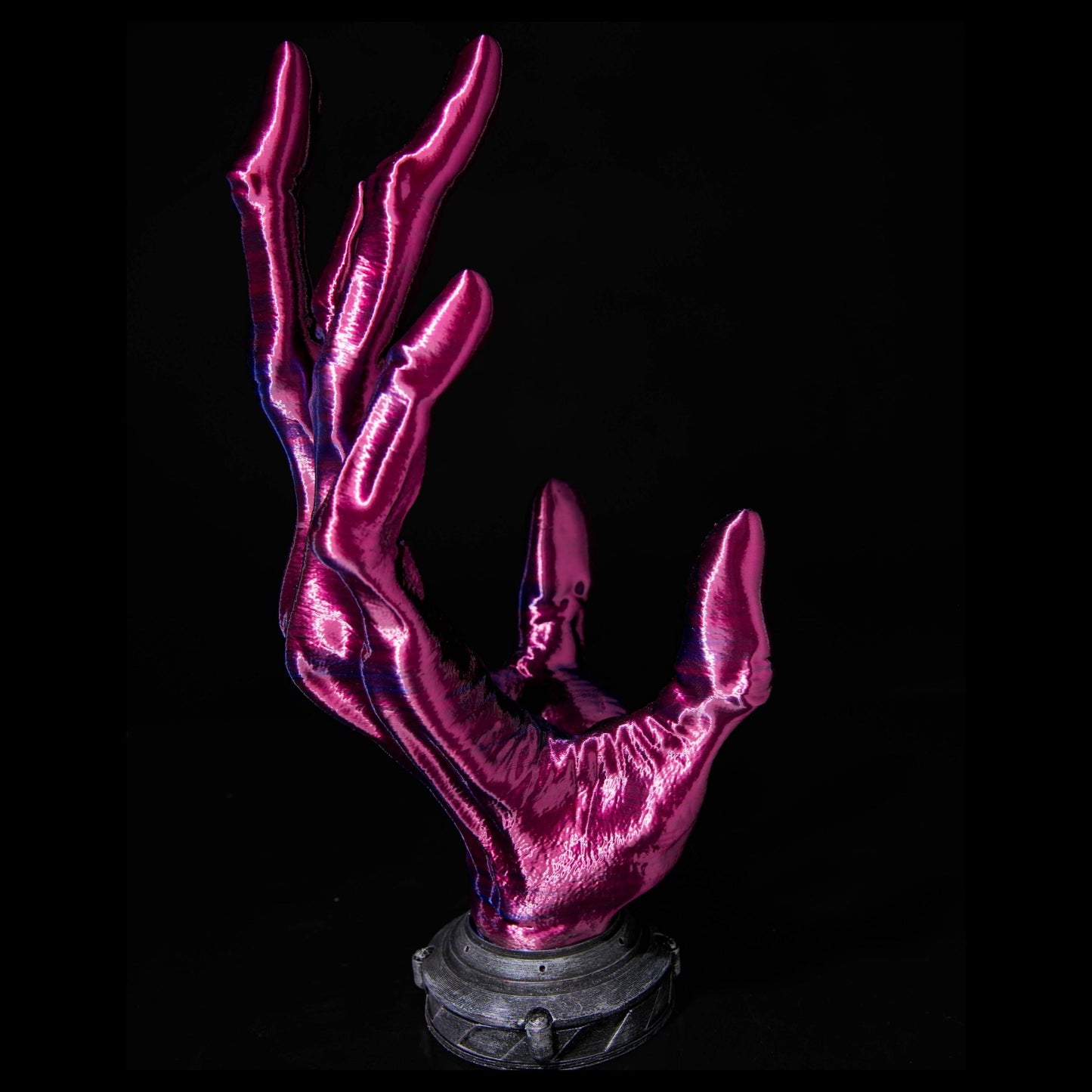 Creepy Hand Controller Stand – Iridescent Blue/Purple Chameleon Gamer Desk Decor