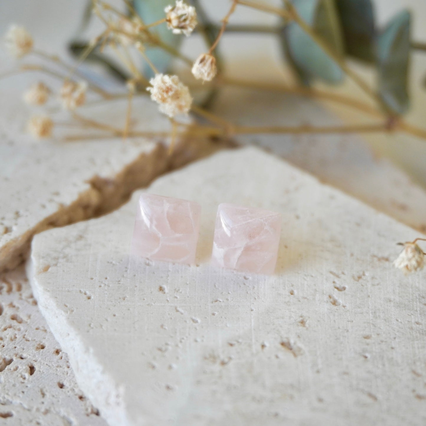 Quartz Medium Square Stud