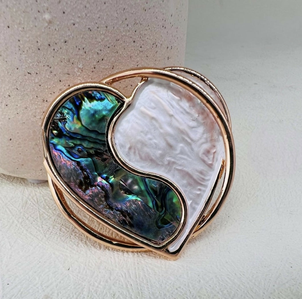 Magnetic Brooch - White Heart