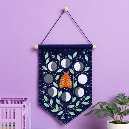 'Celestial Pennant' Moon Phases Felt Craft Kit for Beginners