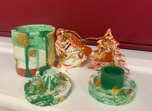 MAKE YOUR OWN JESMONITE CHRISTMAS TABLE & TREE DECORATIONS WORKSHOP Thursday 27th November