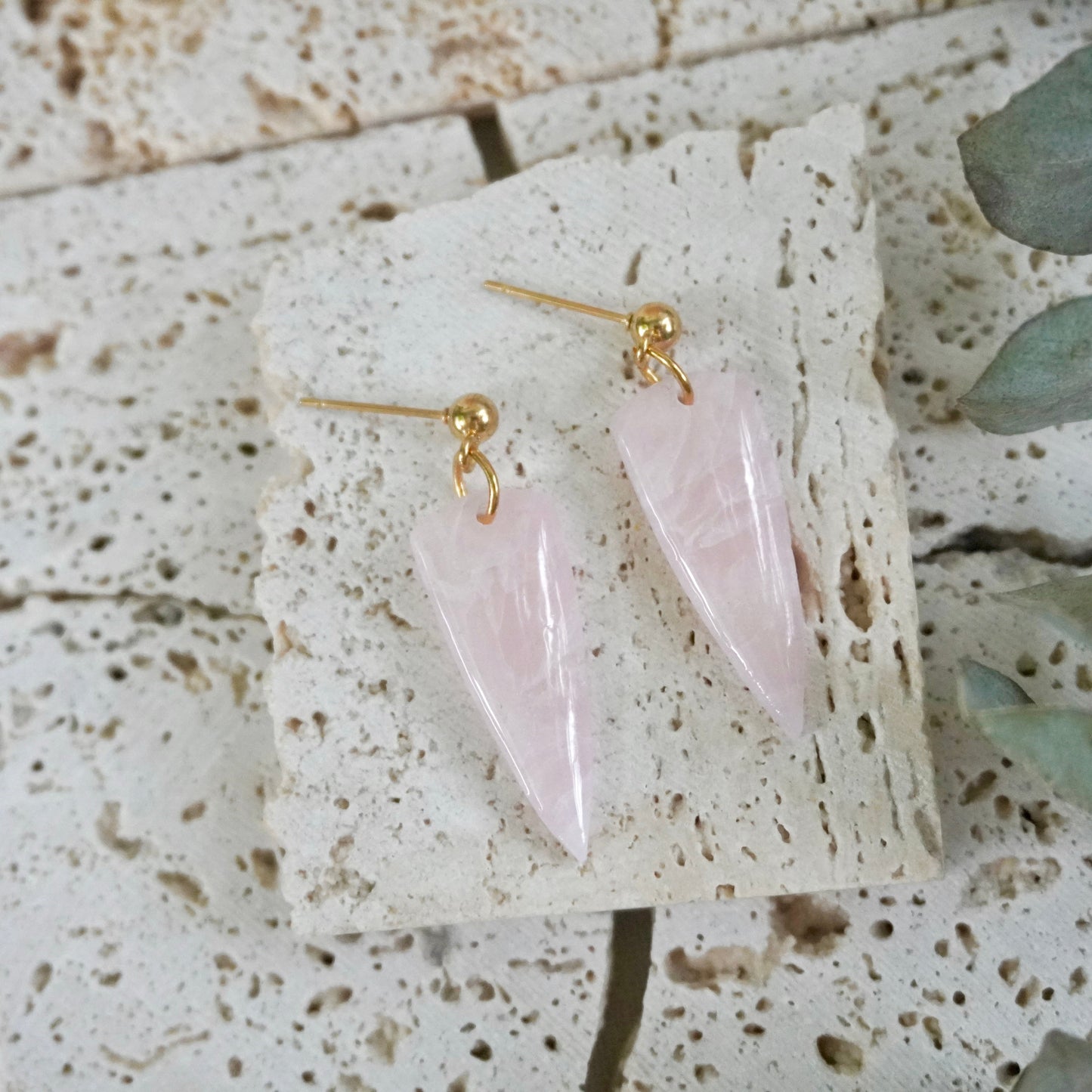 Quartz Stud Shard