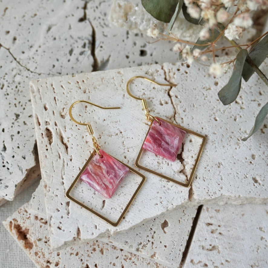 Precious Hook Square