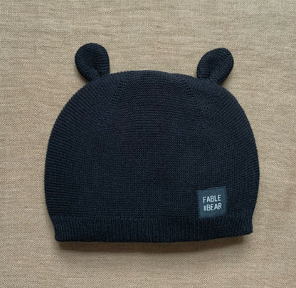 Ear-resistible Hat