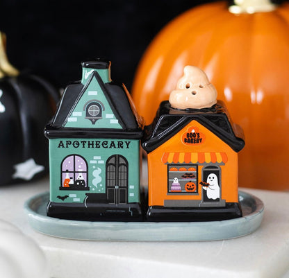 The Haunted Village Mug Collection Spooky street Salt & pepper set