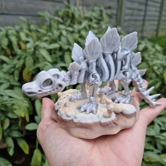 Stegosaurus & stand