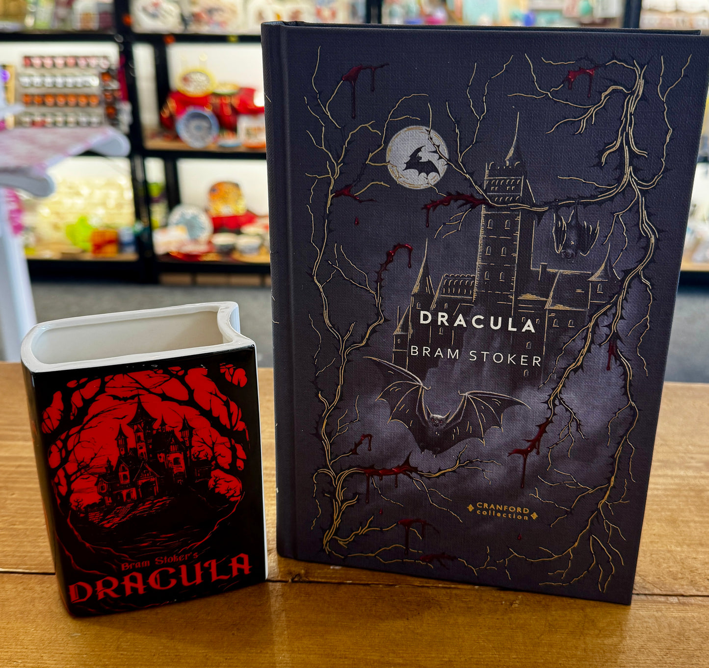 Dracula Gift Set | Bram Stoker Hardback & Ceramic Book Vase