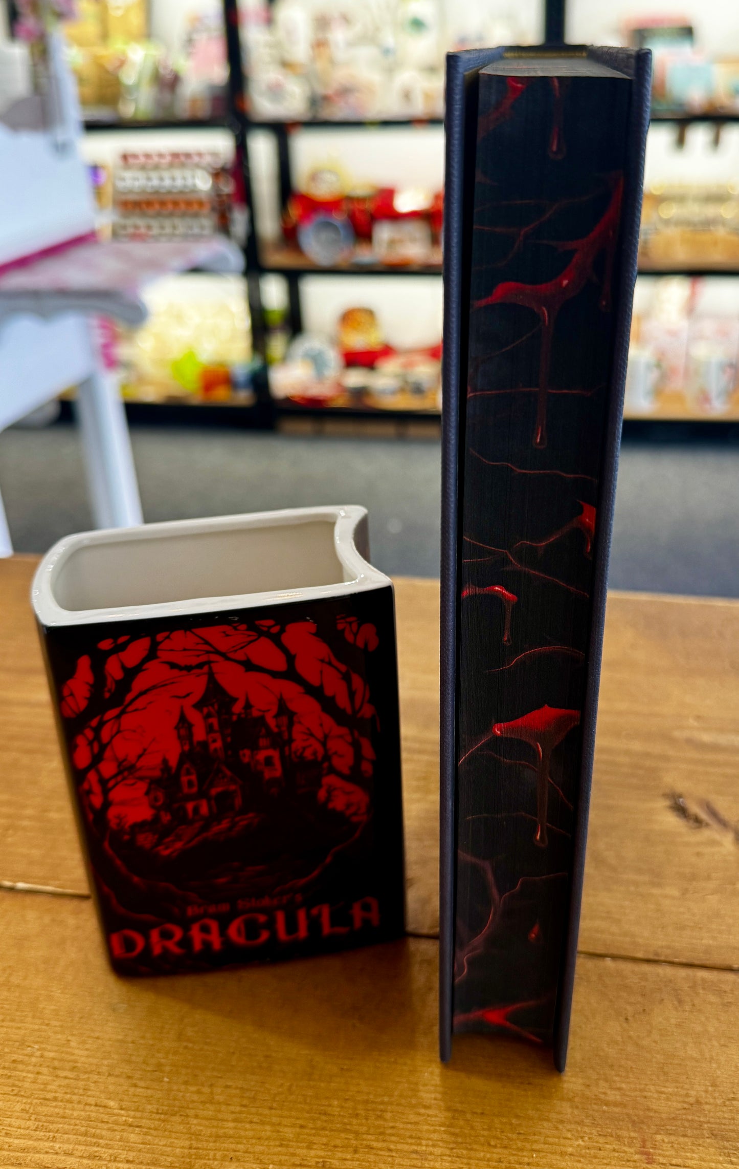 Dracula Gift Set | Bram Stoker Hardback & Ceramic Book Vase