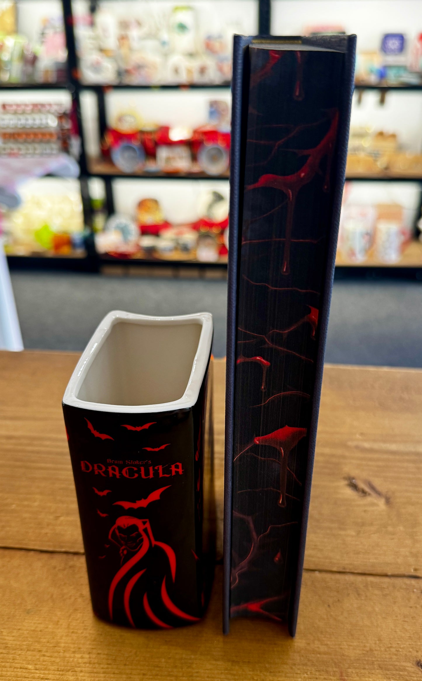 Dracula Gift Set | Bram Stoker Hardback & Ceramic Book Vase