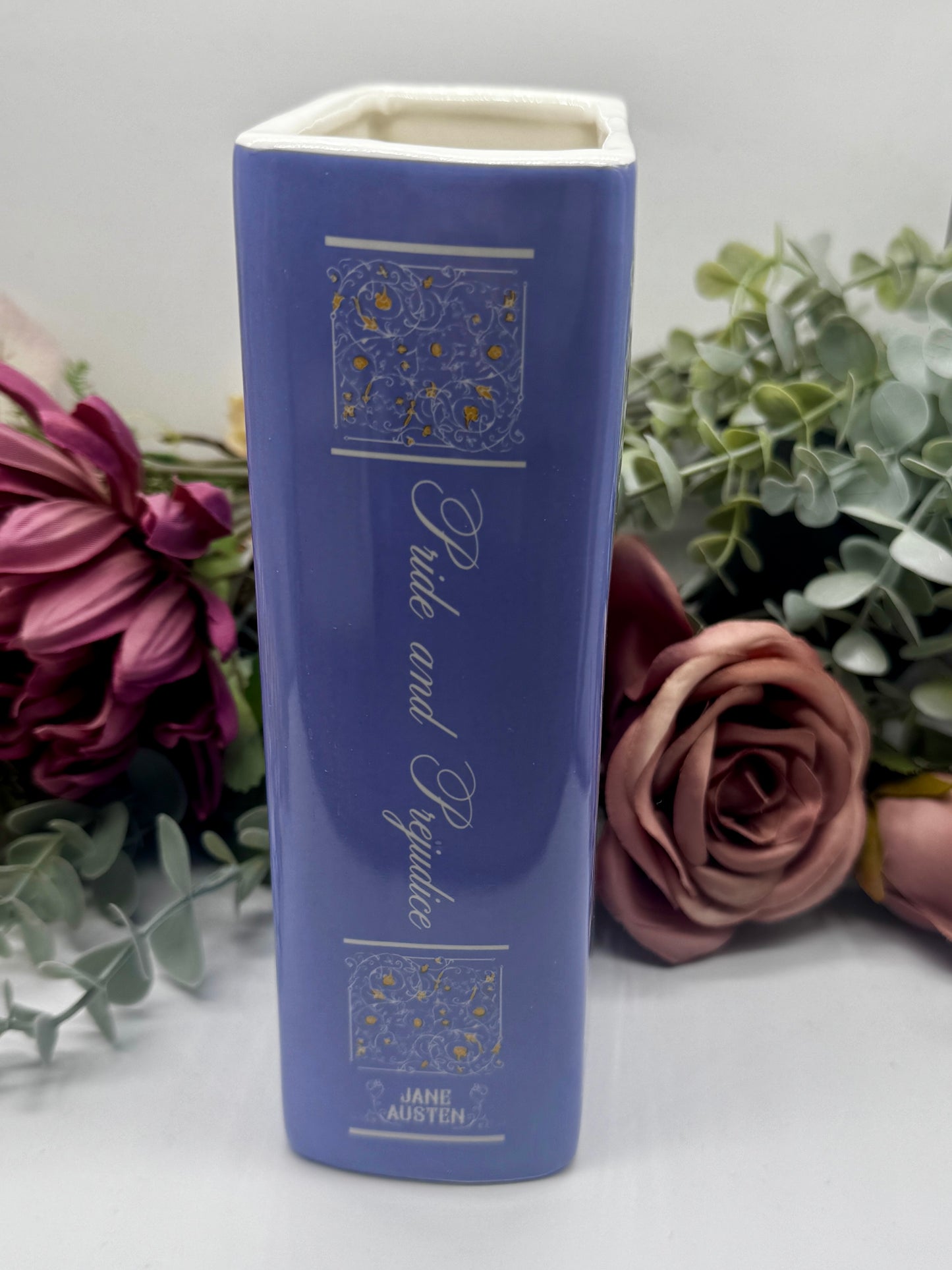 Book Vase: Pride and Prejudice Purple