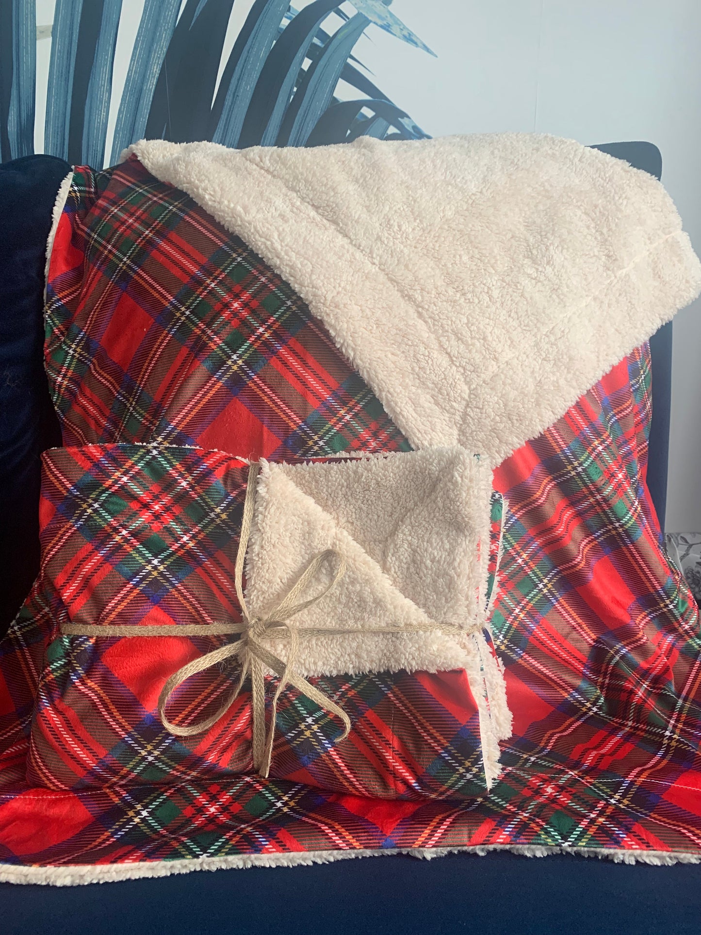 Luxury Tartan Pet Snuggle Blanket