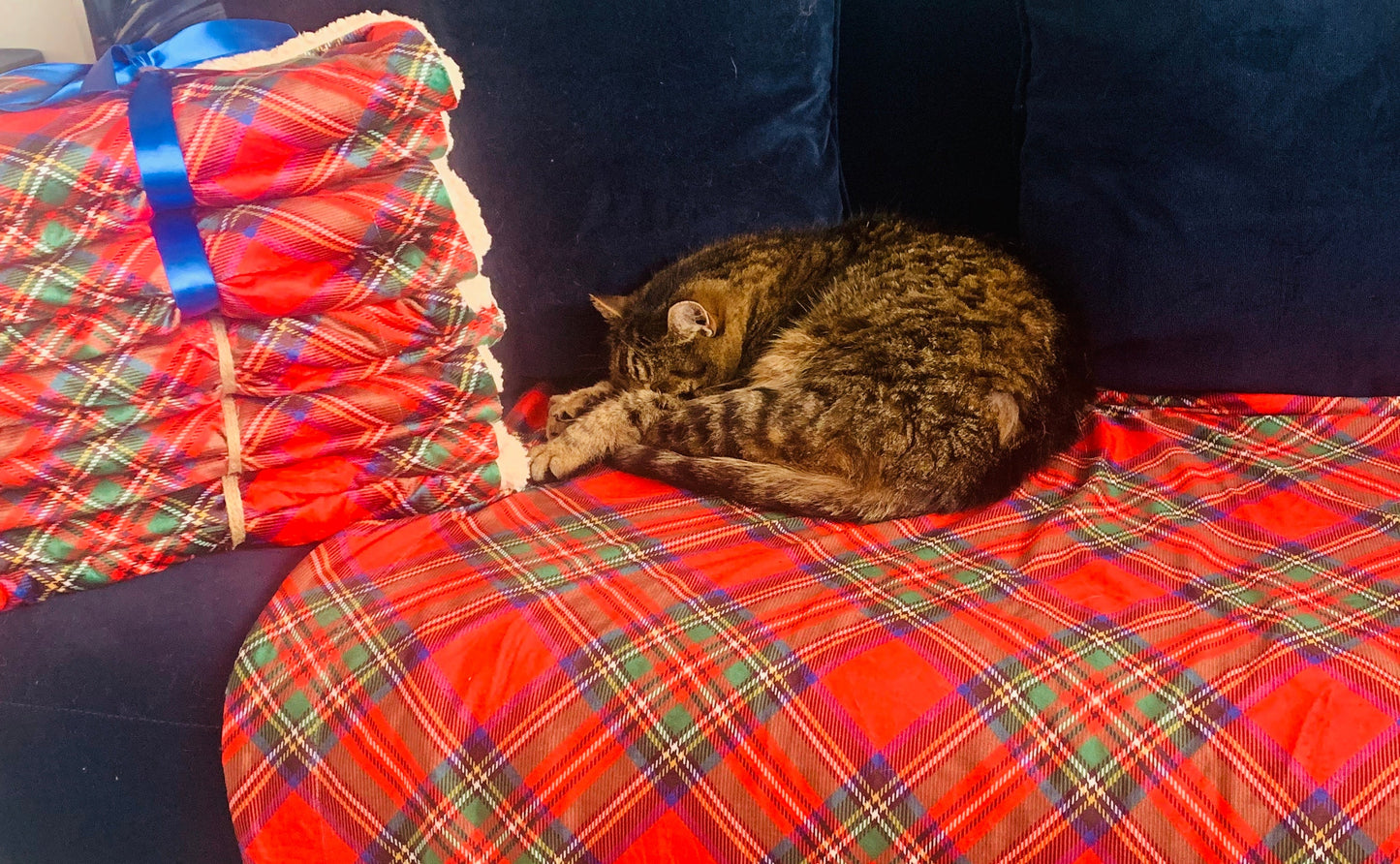 Luxury Tartan Pet Snuggle Blanket