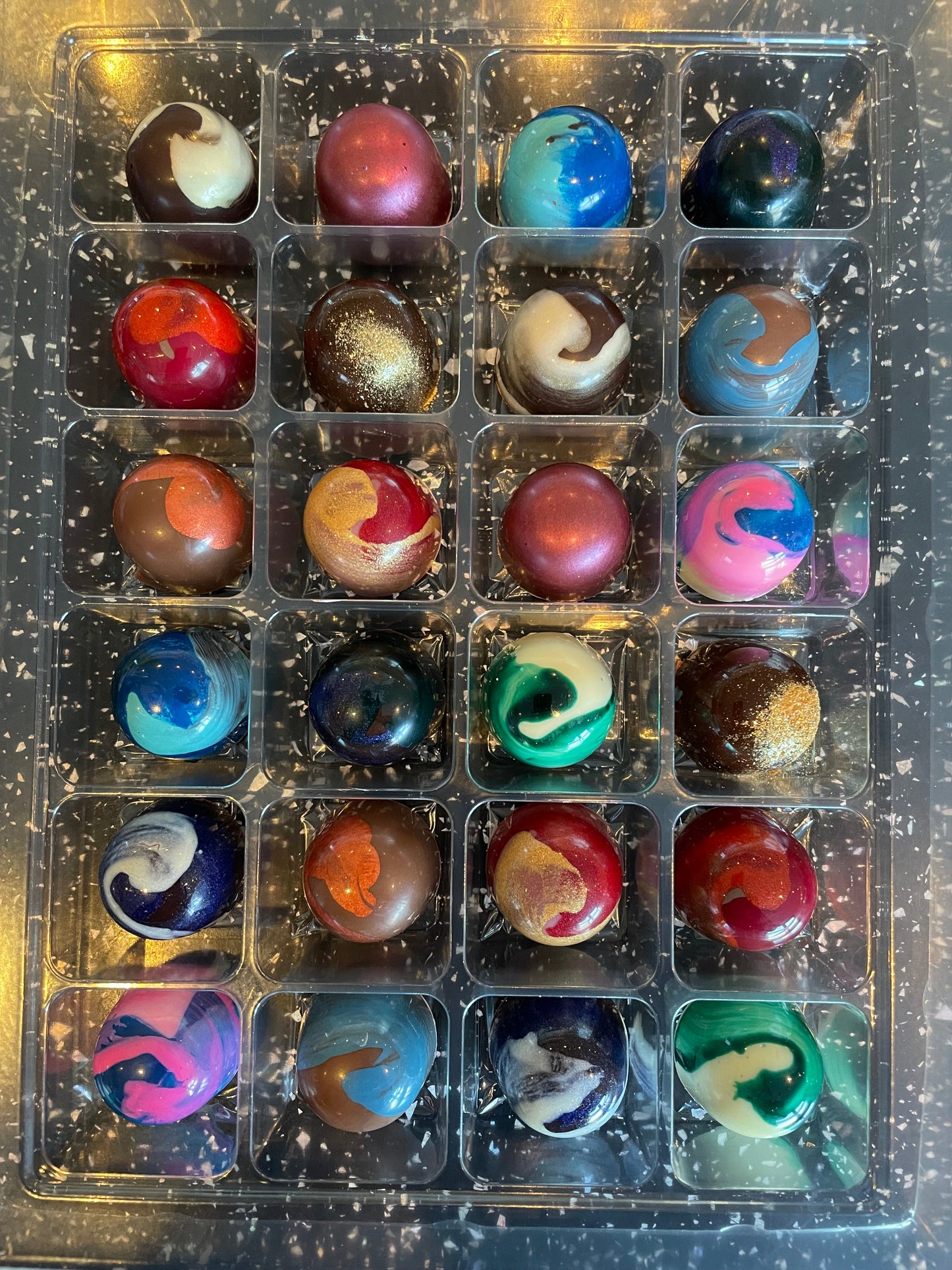 Christmas Advent Calendar - 24 Artisan Chocolates