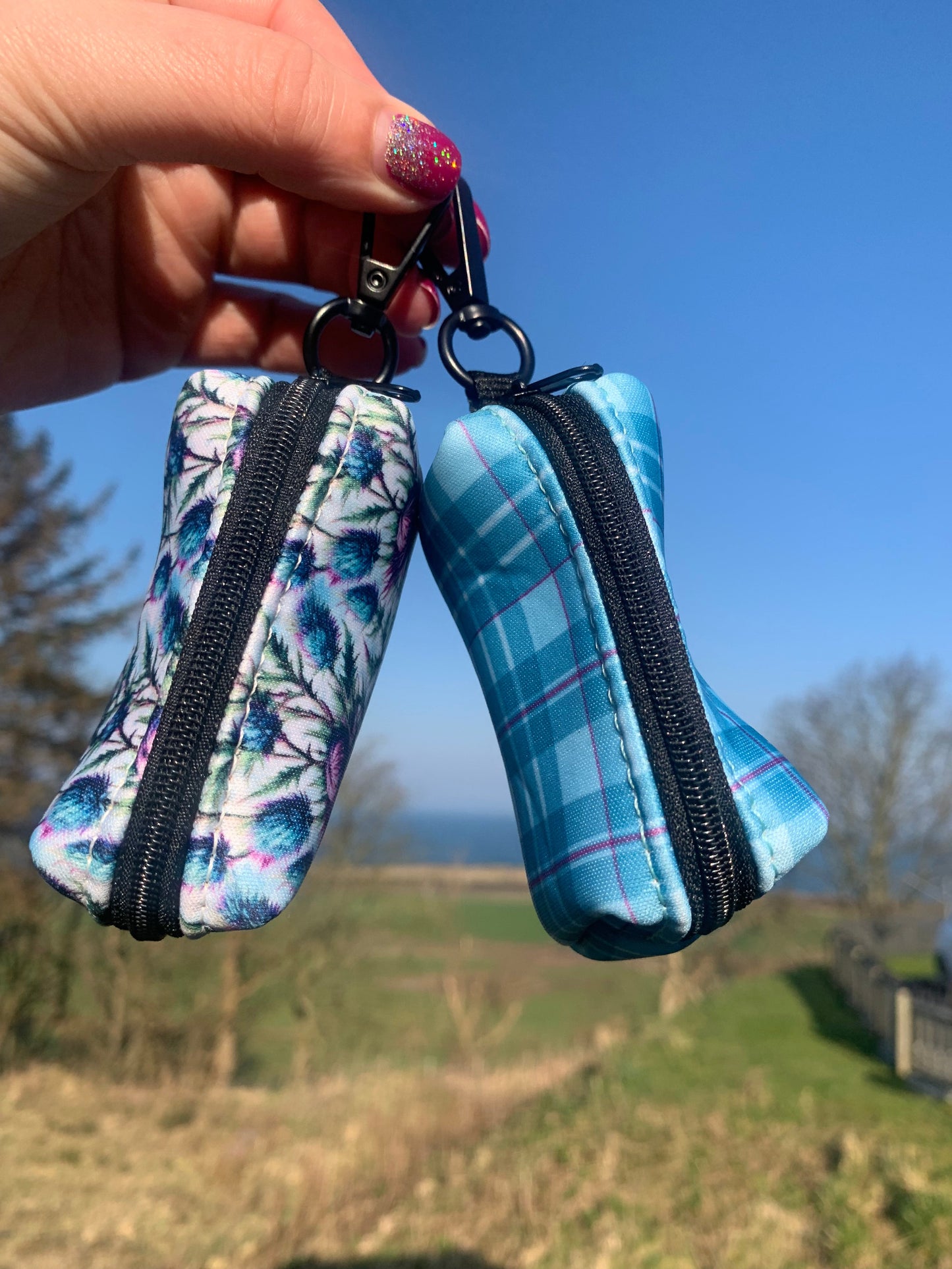Poo Bag Holder Bonnie Thistle