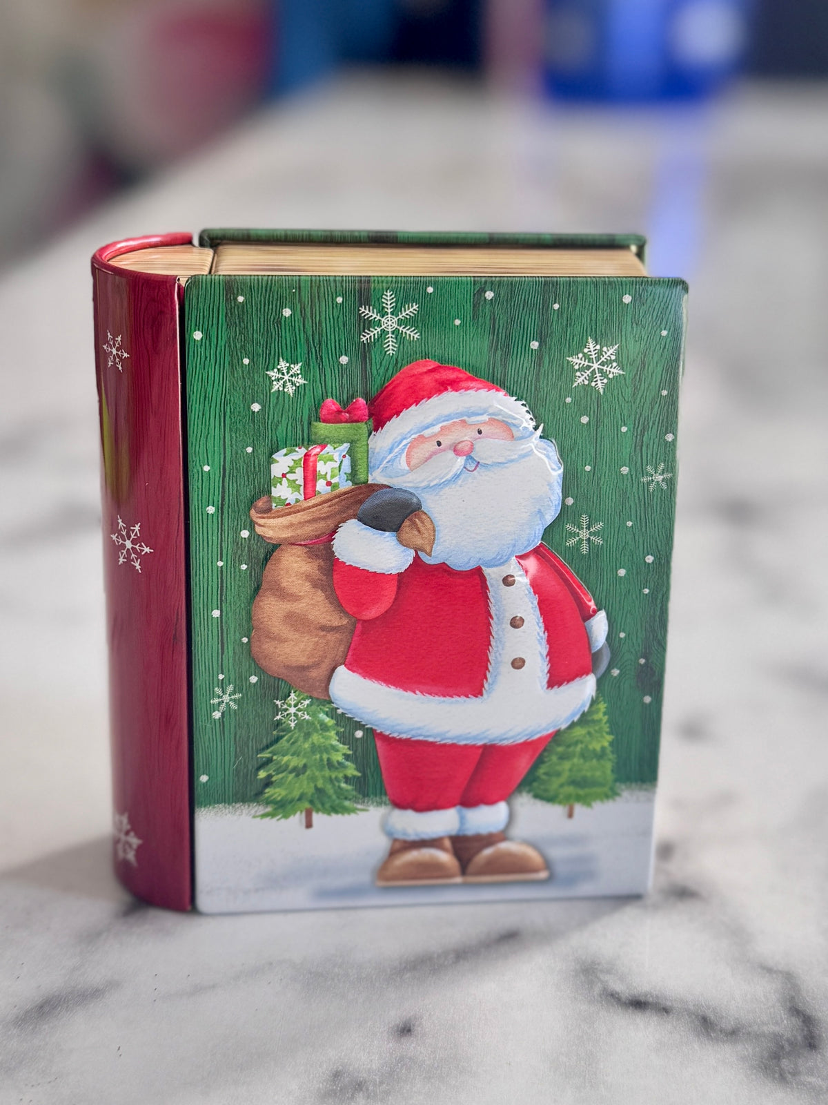 Traditional Christmas Book Tin – Decorative Festive Storage Santa with Presents – Green
