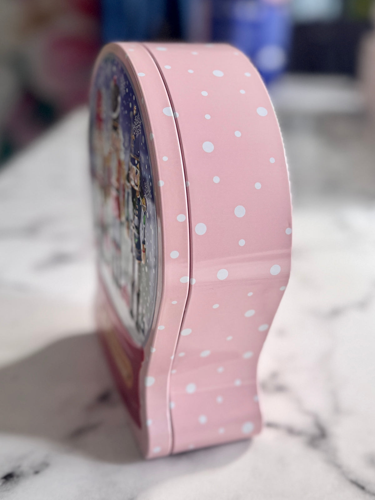 Christmas Snow Globe Tin – Festive Gift & Storage Tin