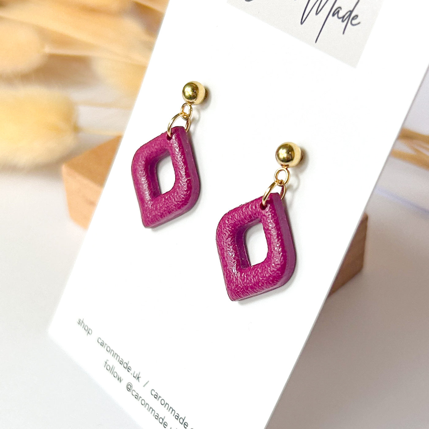 Burgundy small drop earrings moroccan shape