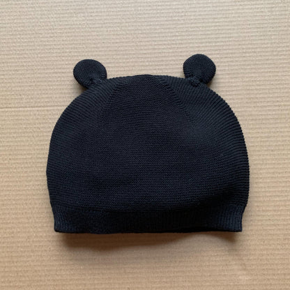 Ear-resistible Hat