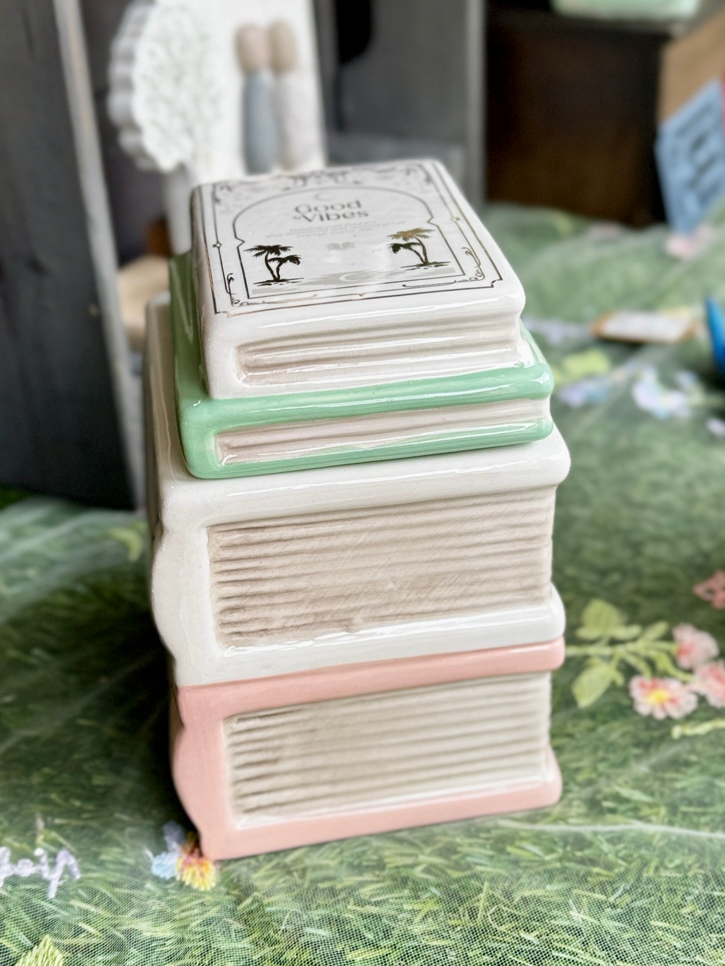 Book Stack: Fairy Tale Books Oil / Wax Burner