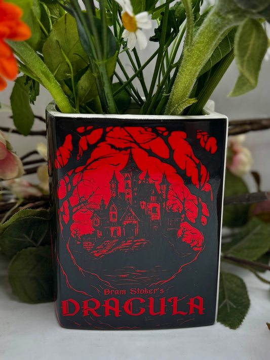 Book Vase: Dracula