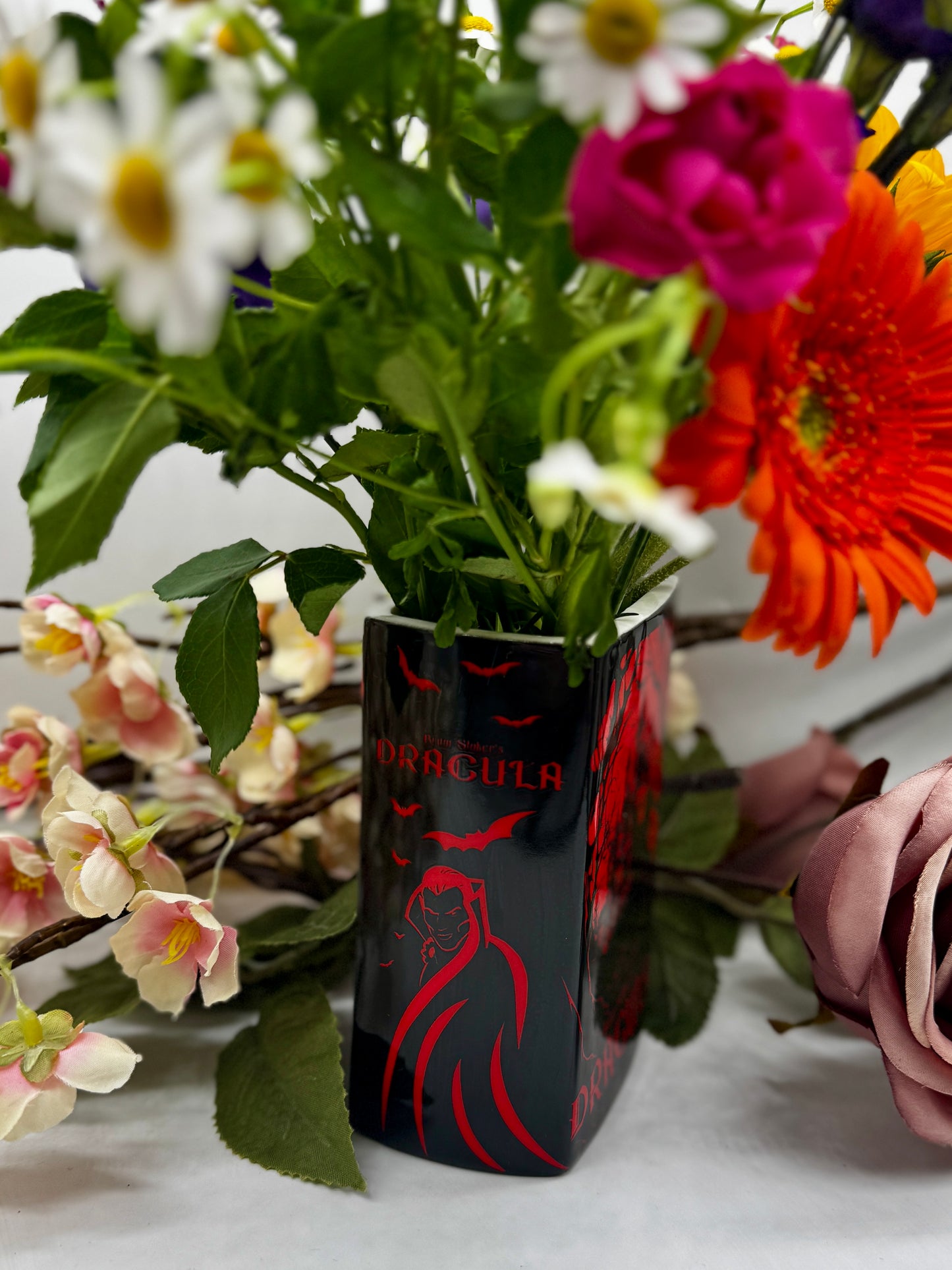 Book Vase: Dracula