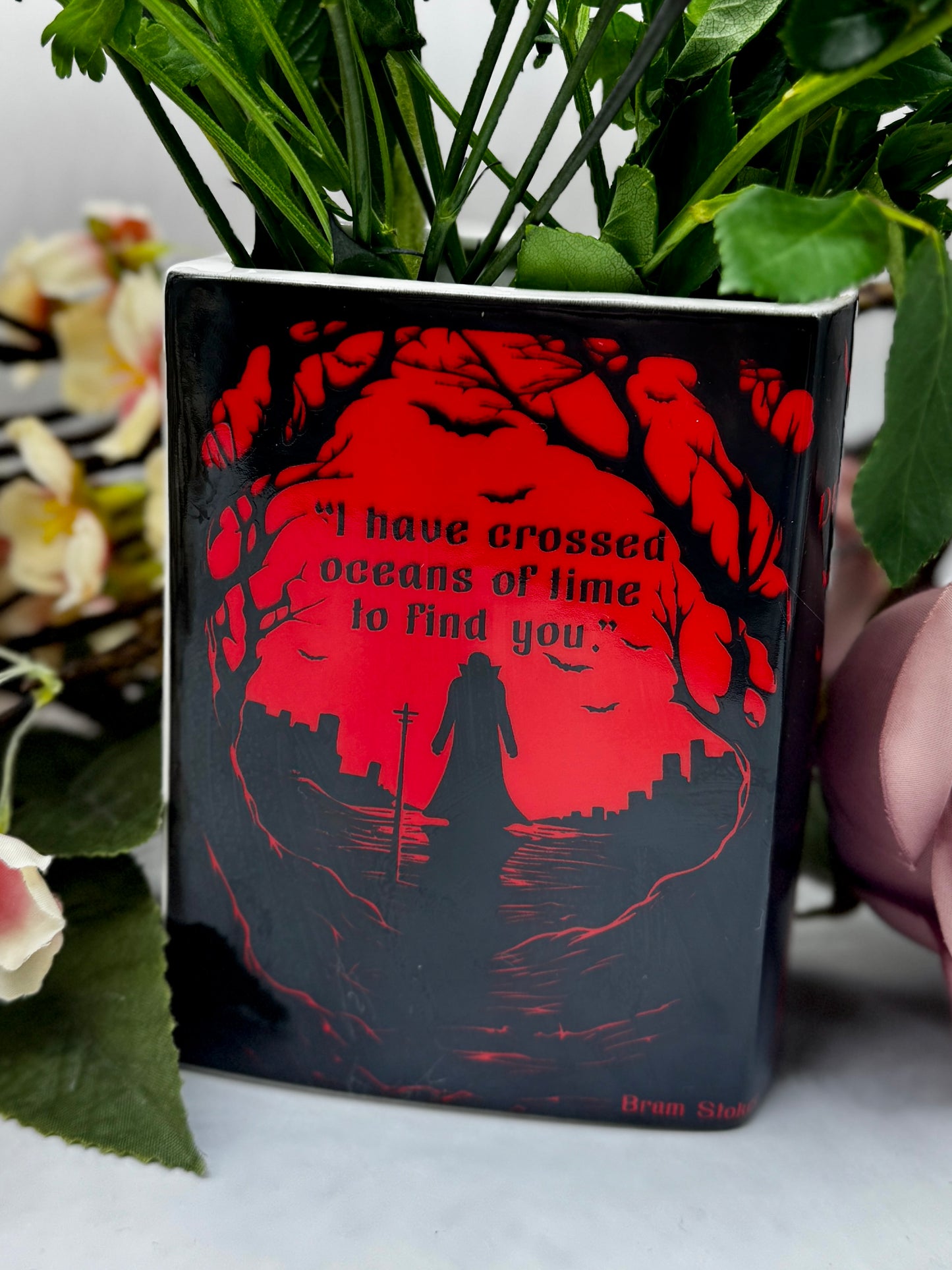Book Vase: Dracula