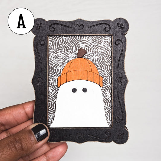 Ghost portrait frames A