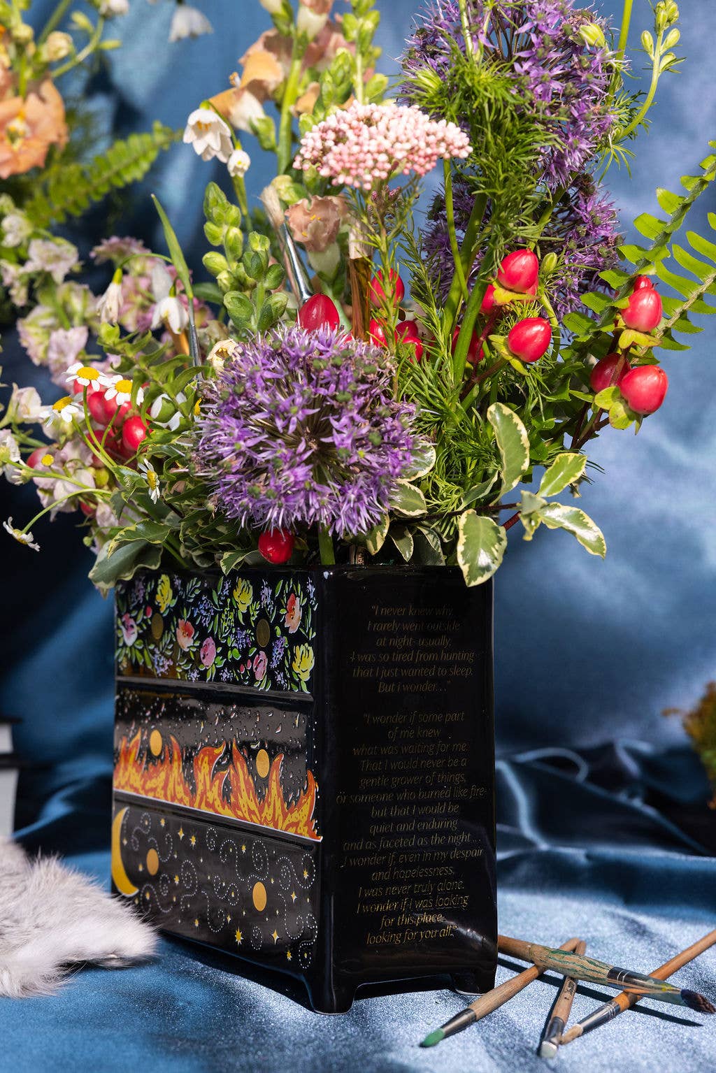 A Court of Thorns and Roses Vase | Feyre's Painted Dresser