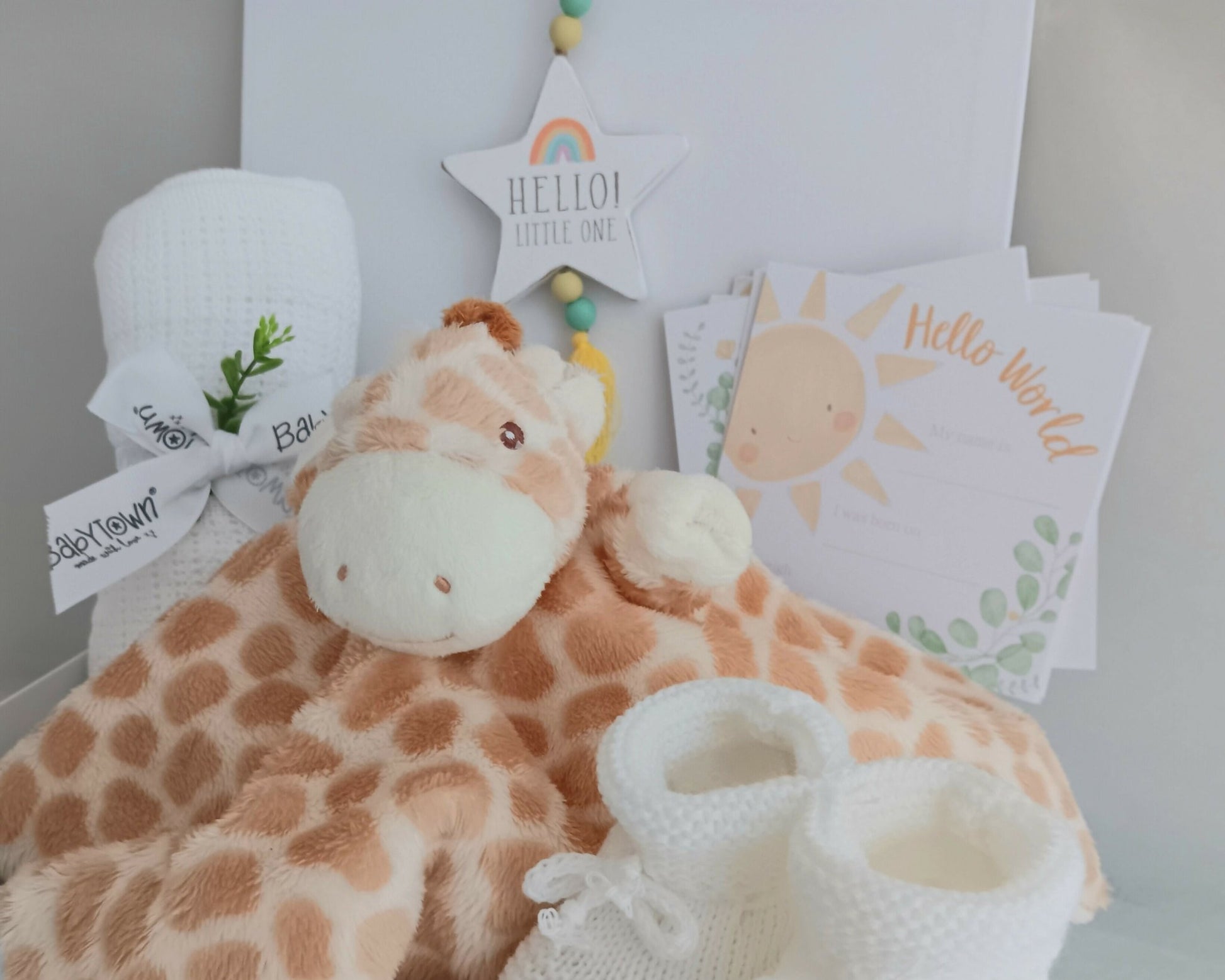 Baby Gift Hamper with Giraffe - Forever After Boutique