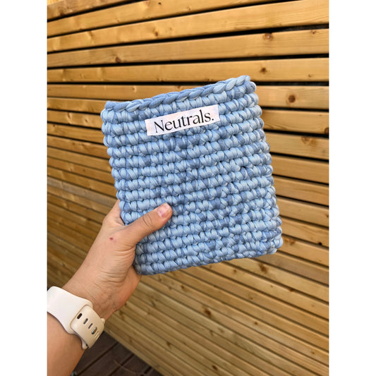 7-Inch Crochet Kindle Case – Soft, Handmade Cover