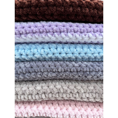 Chunky baby blanket – Handmade in Neutral Tones