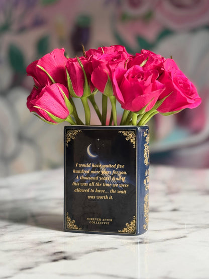 Book Vase: A Court of Thorns & Roses Ceramic Book Vase