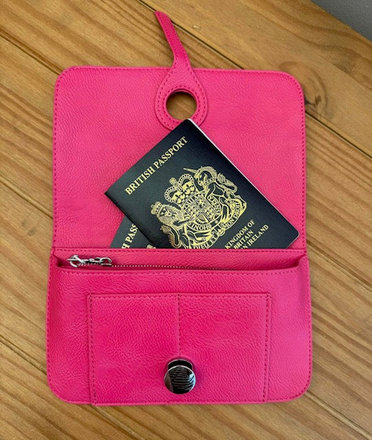 Multi Passport Travel Wallet with Detachable Coin Purse