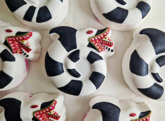 Sandworm Bath Bomb - Forever After Boutique