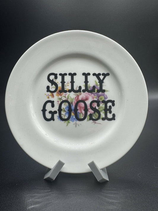Silly Goose Plate - Forever After Boutique